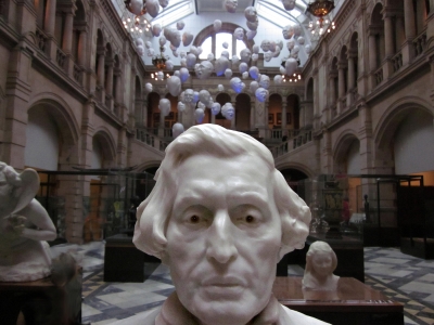 Heads Up
At Kelvingrove Art Gallery - and - no, he doen't really have those eyes!
