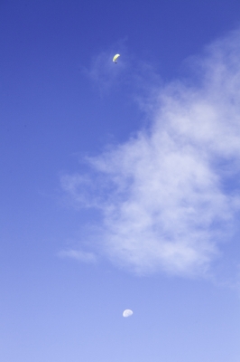 Our the Moon
Not a planned shot - just noticed the hang glider and fired.
