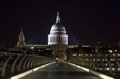 Keywords: "St Pauls at night"