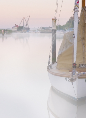 Still Dawn
Dawn at Reedham Ferry
Keywords: "Reedham Ferry" dawn "Norfolk Broads"